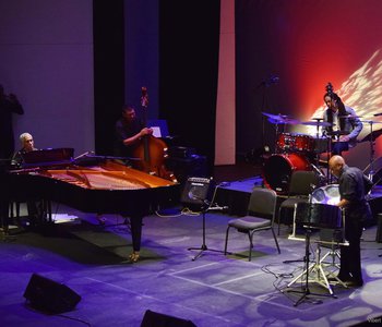 2015_Benefit_Concert_sequence_for_.focus-none.width-1400_hsIAen2.JPG