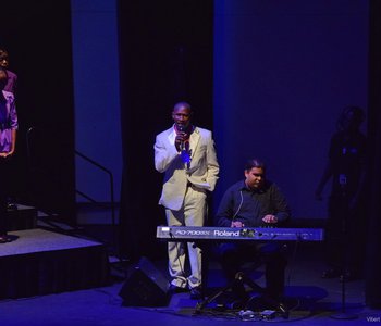 2015_Benefit_Concert_sequence_for_.focus-none.width-1400_NtDHdq5.JPG