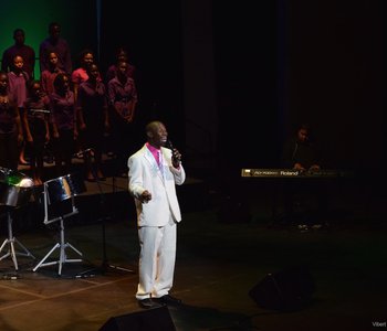 2015_Benefit_Concert_sequence_for_.focus-none.width-1400_SWc3PI1.JPG